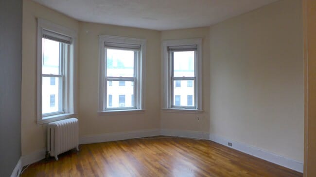 Building Photo - 1564 Commonwealth Ave
