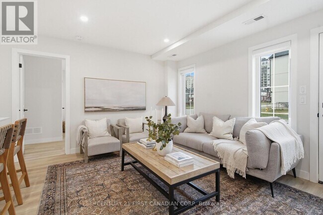 Photo - 310 Callaway Rd