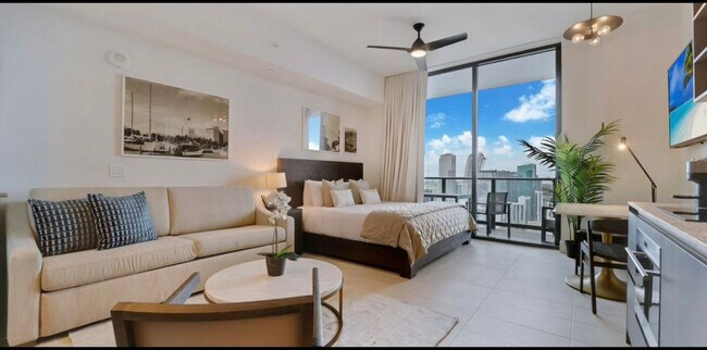 Photo - 159 NE 6th St Apartamento Unidad FL49-ID1255896P
