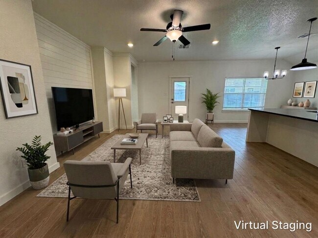 Photo - 1410 Cedar River Ln