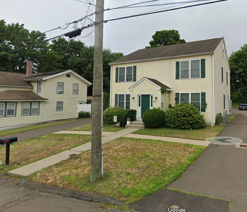 Photo - 37 N Harbor St