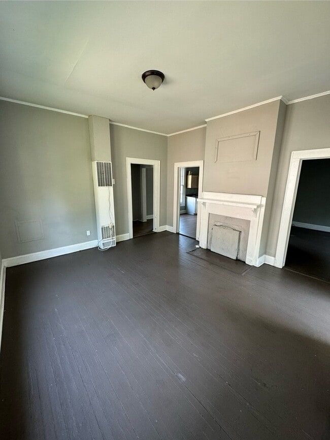 Photo - 323 Hasty St