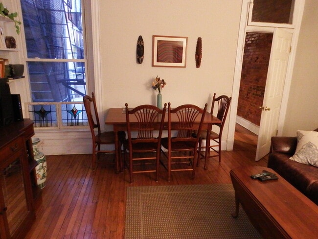 Photo - 2832 N Calvert St Unit 2