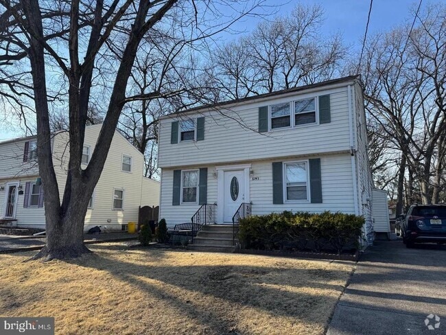 Building Photo - 8743 Orchard Ave Rental