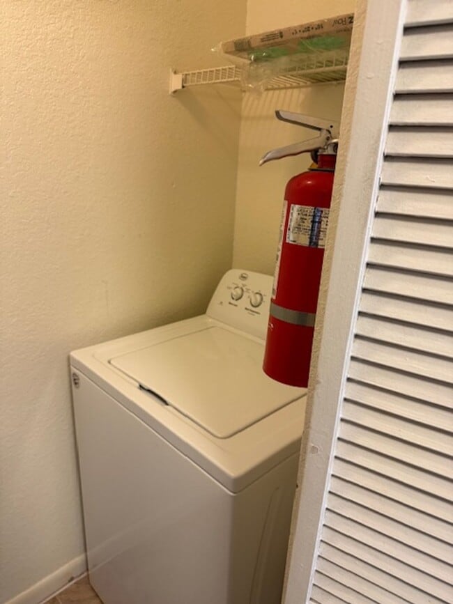 Photo - LEXINGTON PLACE ONE BEDROOM CONDO Unit 1325