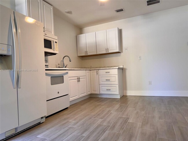 Photo - 1245 NE 110th Terrace Apartment Unit 3
