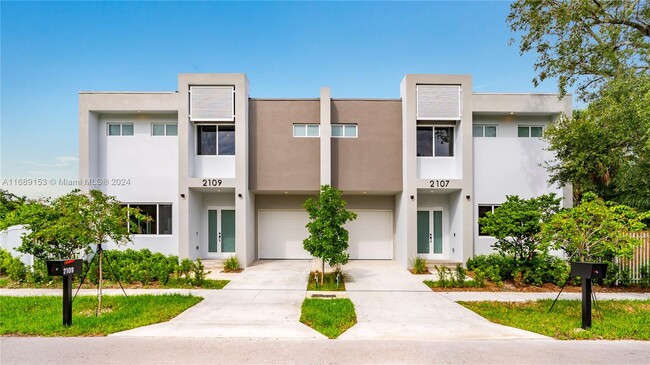 Photo - 2109 SW 18th Ave Condo Unit #2109