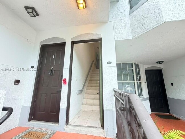 Photo - 701 SW 148th Ave