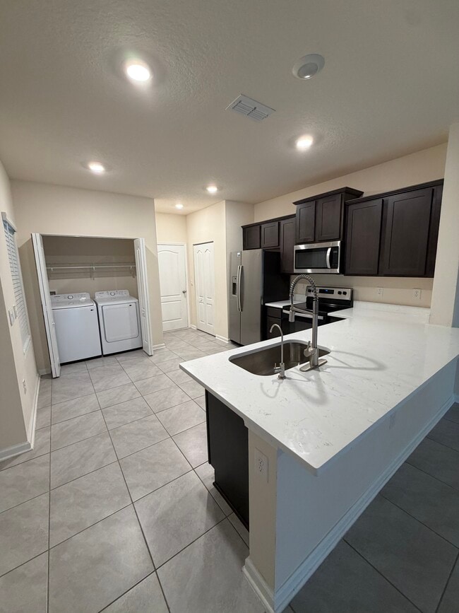 Photo - 9507 Star Dr