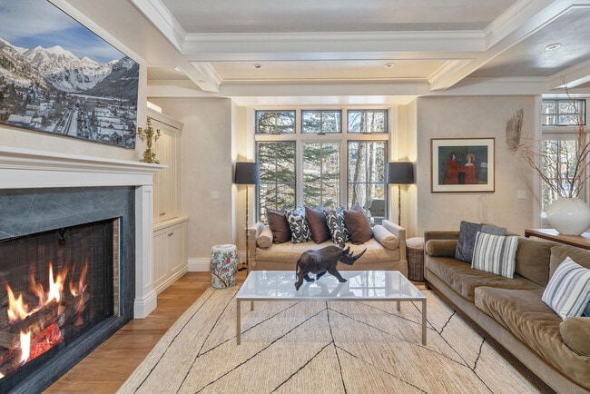 Photo - 605 W Colorado Ave Unidad ID1324983P