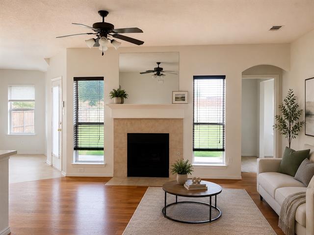 Photo - 208 Orchard Trail
