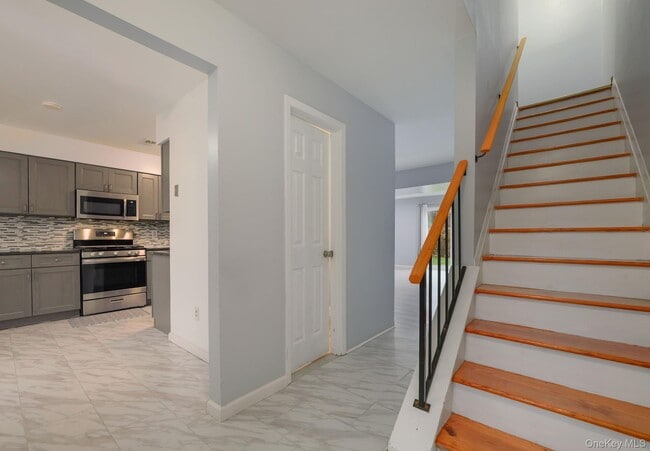 Photo - 276 Temple Hill Rd Unit 707