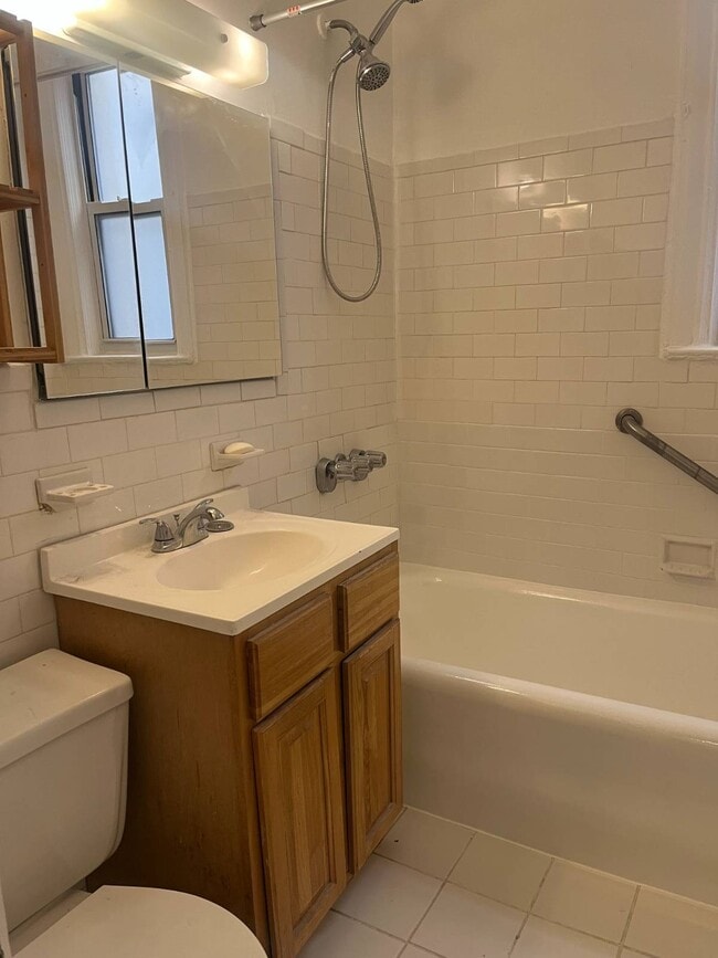 Photo - 1065 Grant Ave