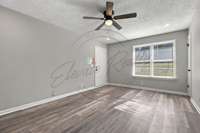 Photo - 584 Tulip Grove Rd