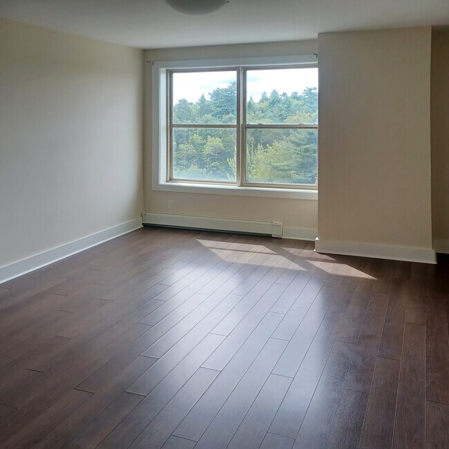 Photo - Rockwood Estates 420