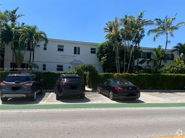 Building Photo - 10074 E Bay Harbor Dr Unit 74D Rental