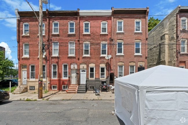 Building Photo - 931 W York St Rental