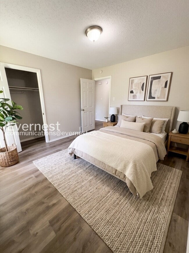 Photo - 4199 Blackstone Dr