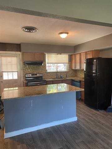 Photo - 2228 52nd St