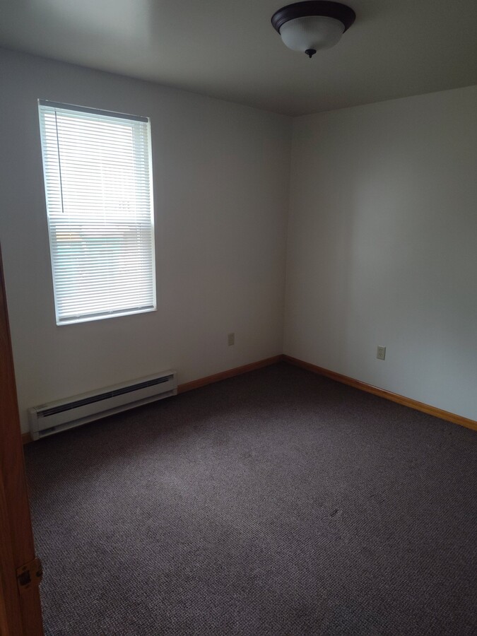 Photo - 605 Bremer St Unit B