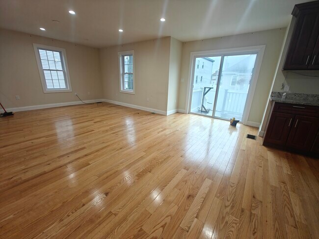 Photo - 42 Elmwood Ave