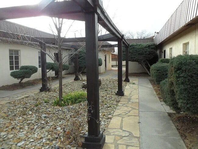 Photo - Beautiful Apartment Community with Residential Courtyard Unidad 533 Valencia 4