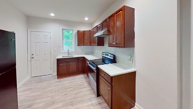 Photo - 2353 N Woodstock St