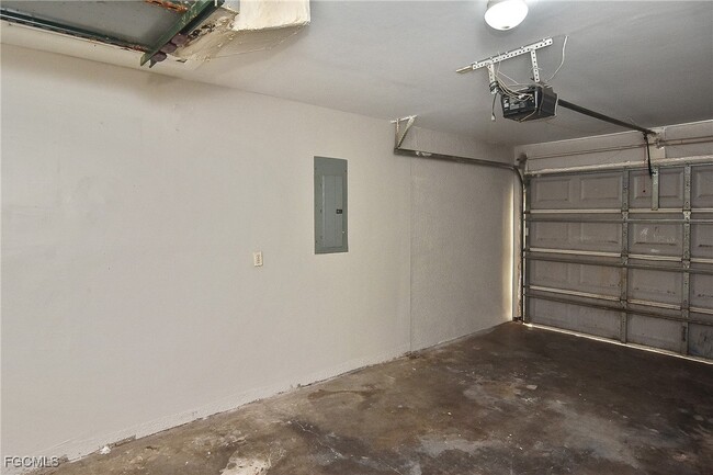 Building Photo - 5321 28th St SW Rental