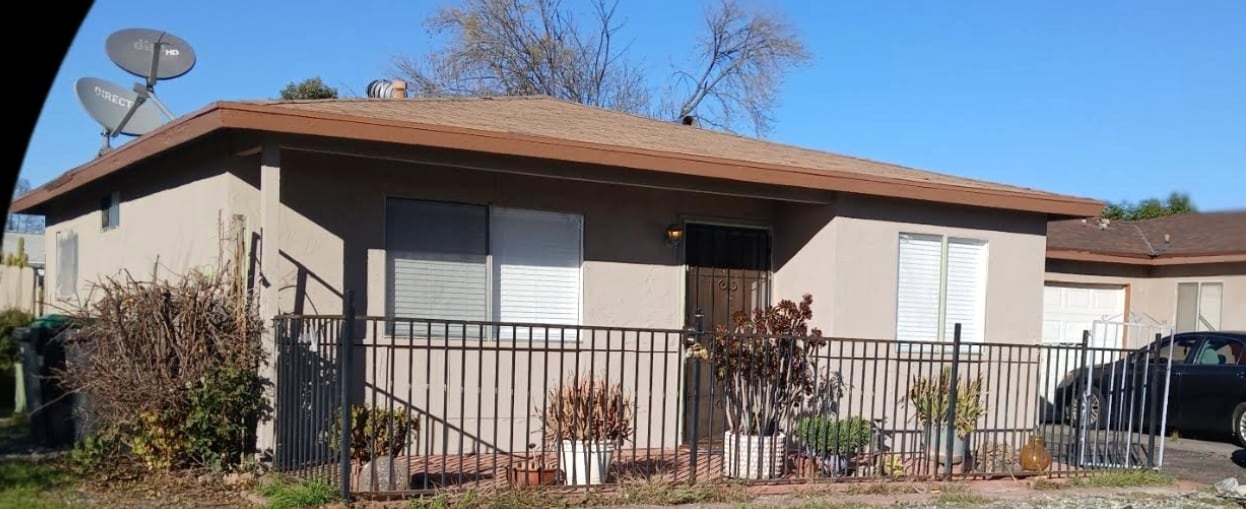 Front - 2316 Corinto Ct