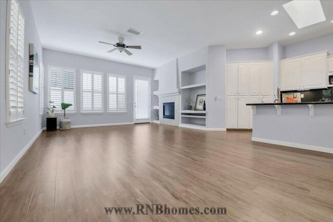 Photo - 941 Cameron Dr