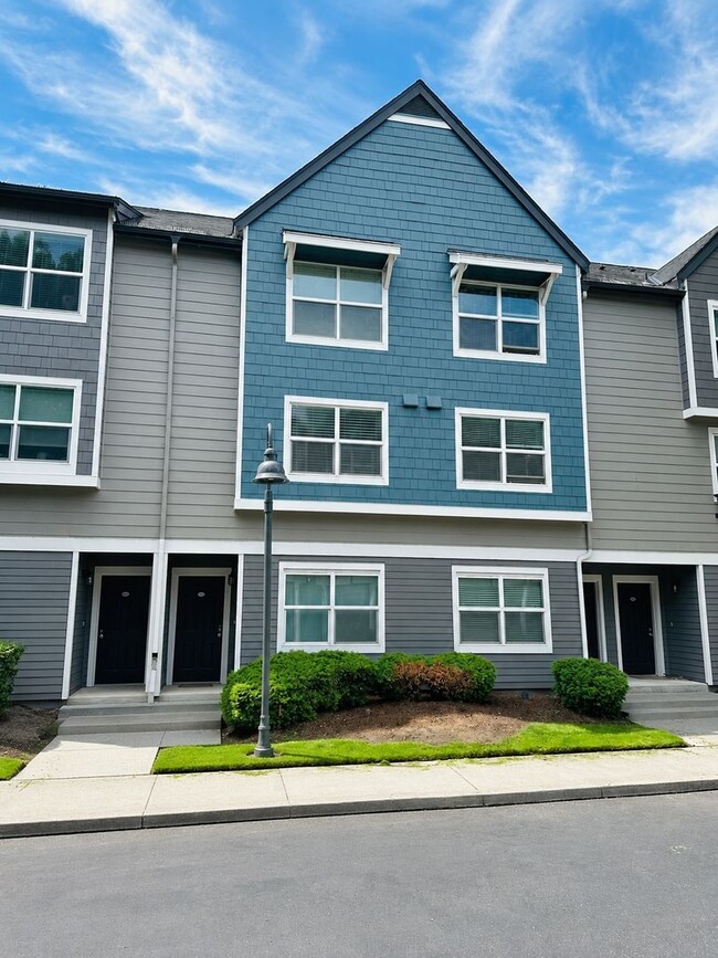 Photo - Charming Condo in Terrific Waterfront Location