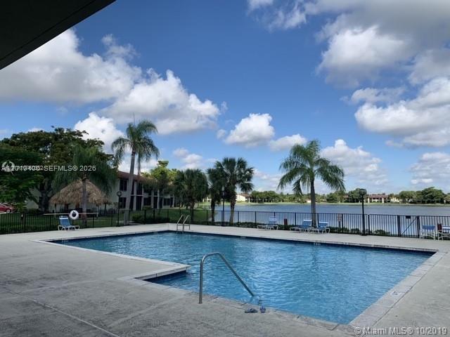 Photo - 210 Lake Pointe Dr Unit 114