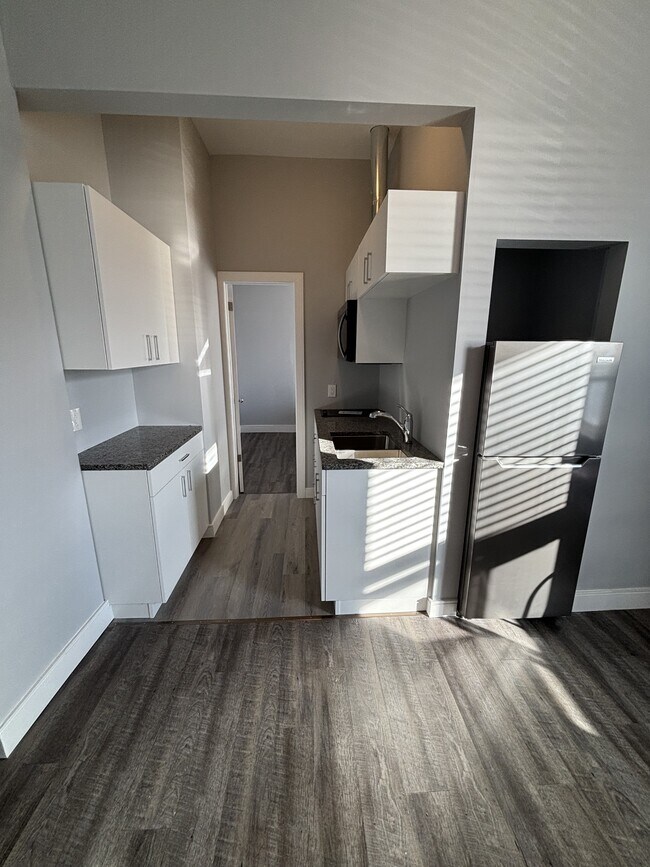 Photo - 117 Christina St N Unit 210