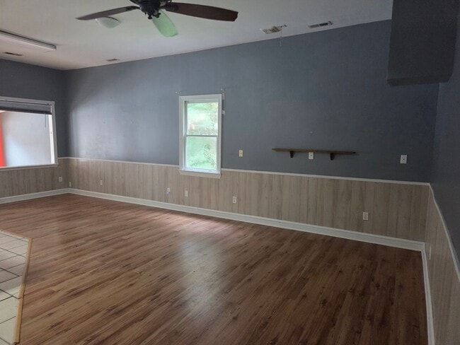 Photo - 85 Bridle Way