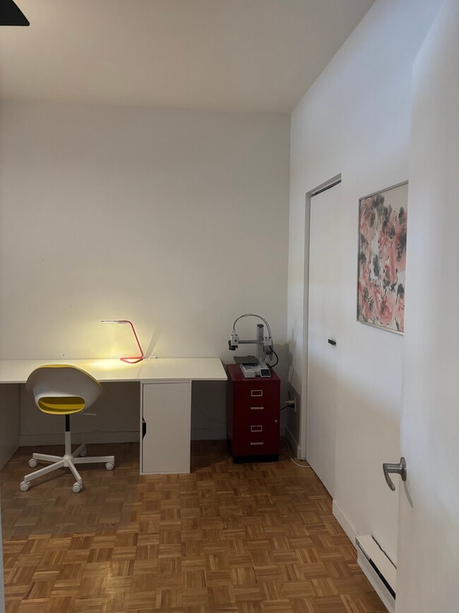 Building Photo - 1137 Rue Argyle Unit 1137