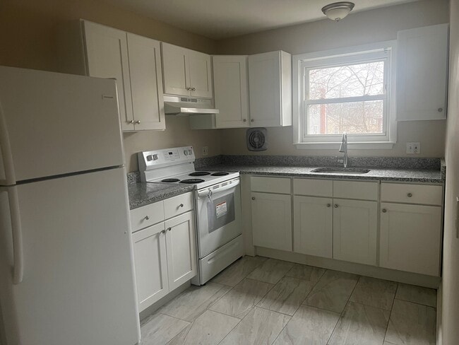 Cocina comedor - Warner Village Rental Community