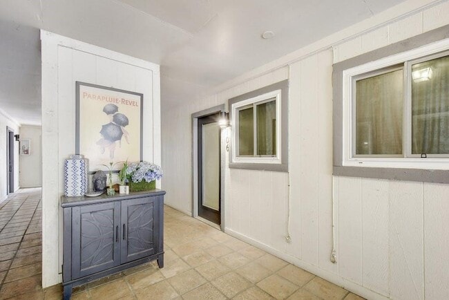 Photo - 1111 W 10th St Unit 106