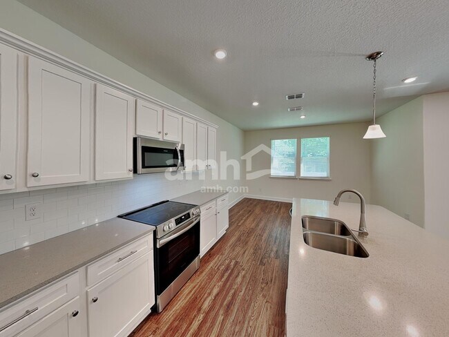 Photo - 8615 Belfort St House