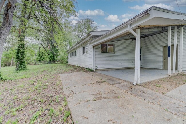 Photo - 6837 St Olaf Dr