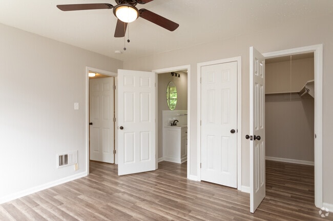 1BR,1BA