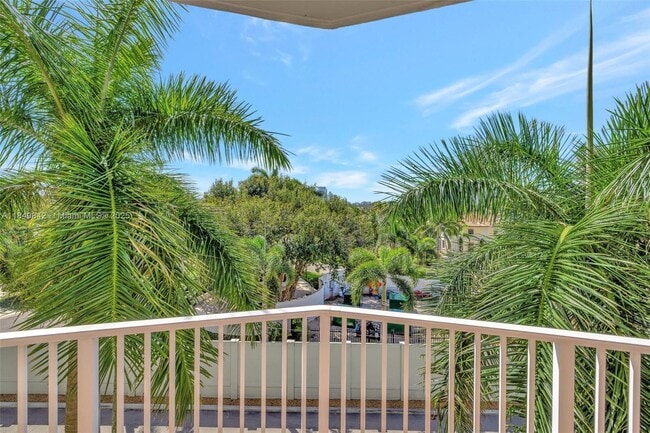 Photo - 3181 S Ocean Dr Unidad 405