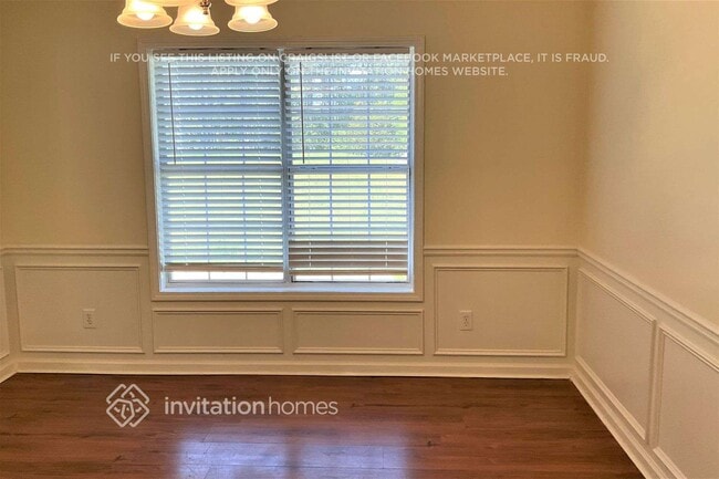 Photo - 1429 Fall River Dr