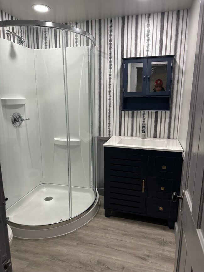 Bathroom - 416 N 4th St Unit 416.5