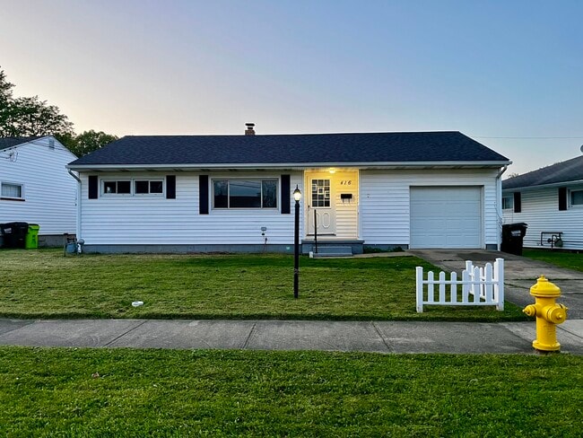 Photo - 416 Lemae St House
