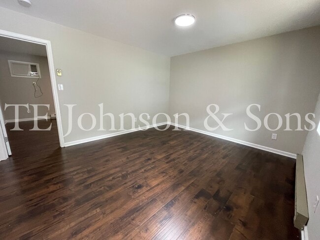 Photo - Newly Renovated 1 Bedroom Near Easton Park! Unidad 2813 A