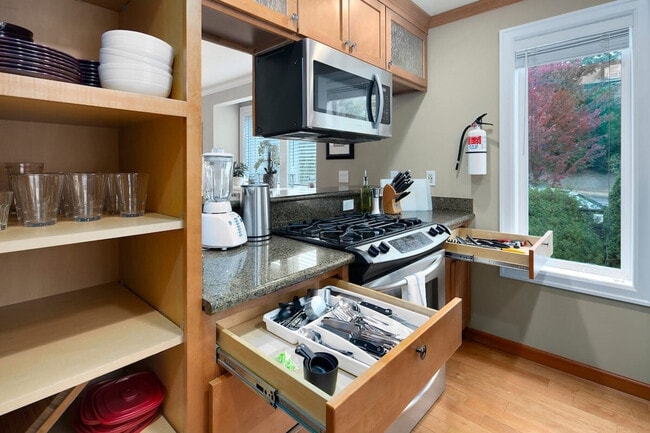 Photo - 2717 E Yesler Wy Unit SI ID1035856P