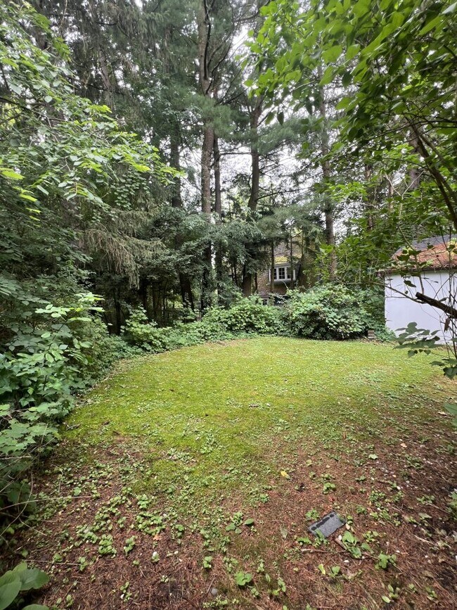 Photo - 115 Heights Ct