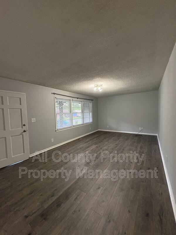 Photo - 513 Jones Ave