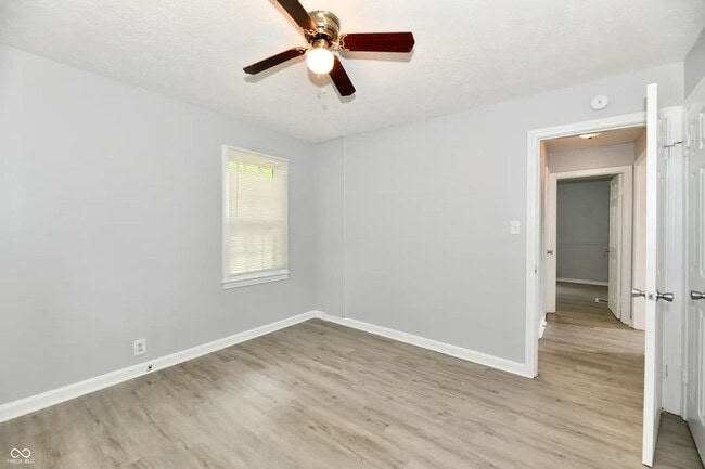 Photo - 2966 N Olney St