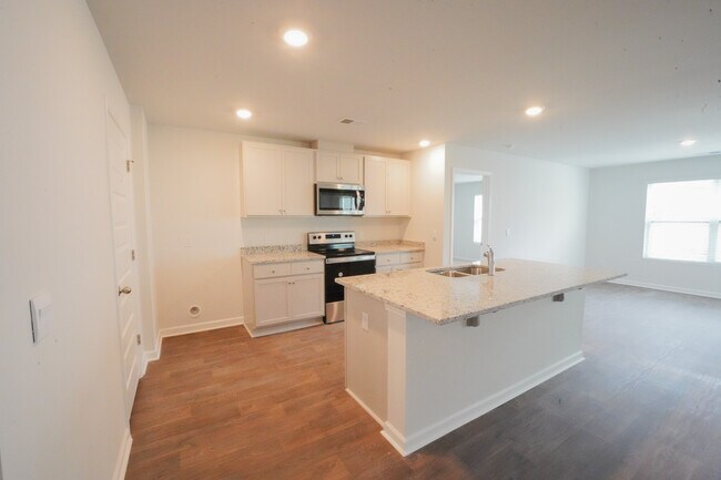 Photo - 448 Coconut Dr